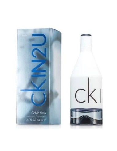 CkIN2U de Calvin Klein eau de toilette for man, contiene 100ml con vaporizador.
